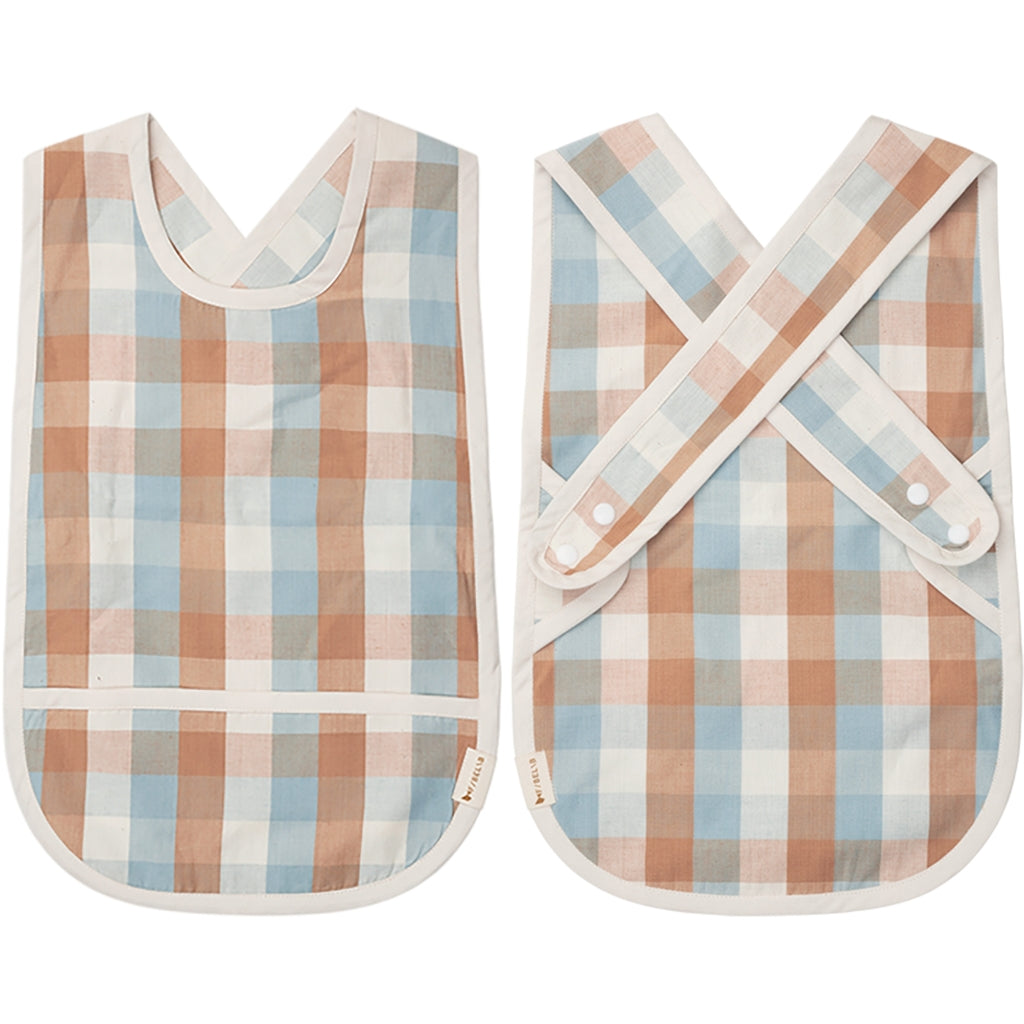 Fabelab Cross Back Bib -Cottage Blue Checks Hagesmække og savlesmække Caramel