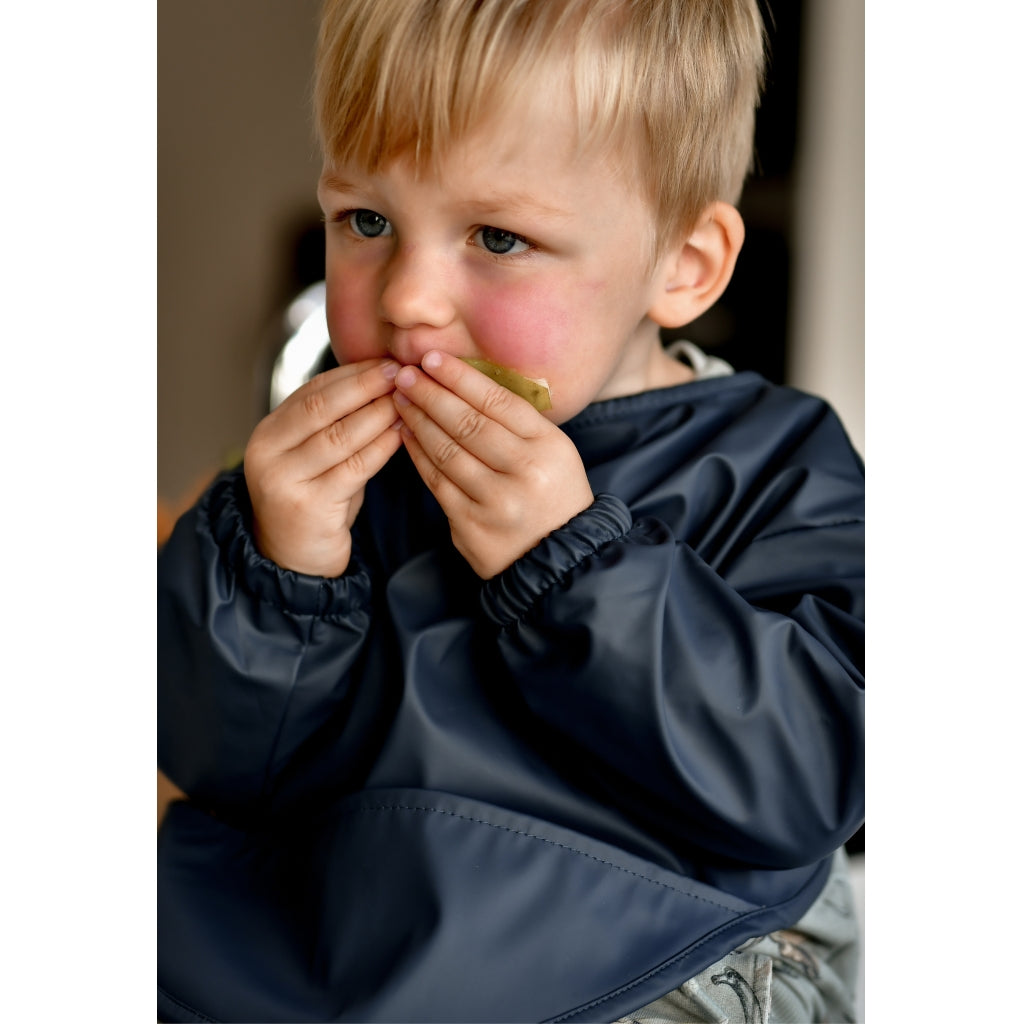 Mikk-Line PU Hagesmæk Bluse (Ensfarvet) Hagesmække og savlesmække Blue Nights