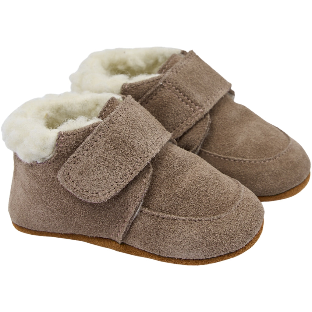 POM POM Beginners Velcro Shepherd Slippers Taupe