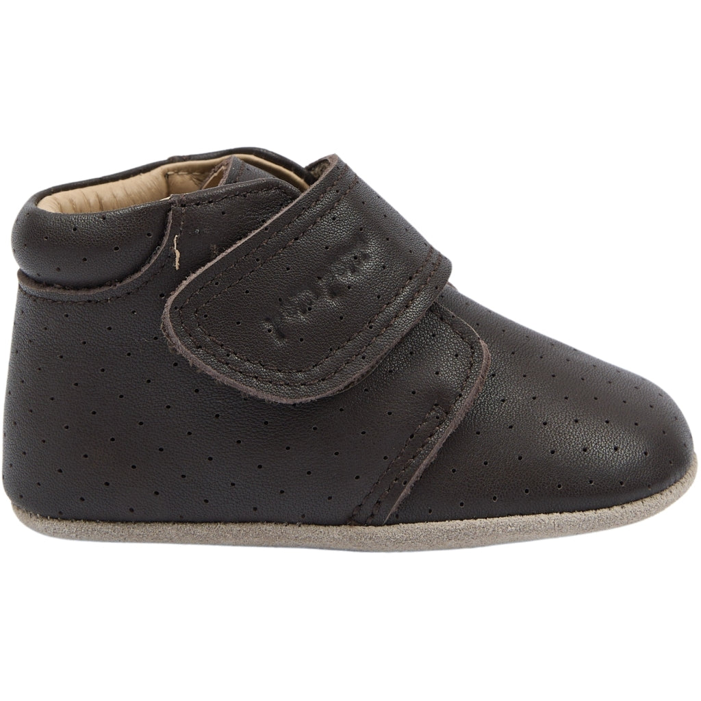 POM POM Beginners Velcro Sport Slippers Chestnut