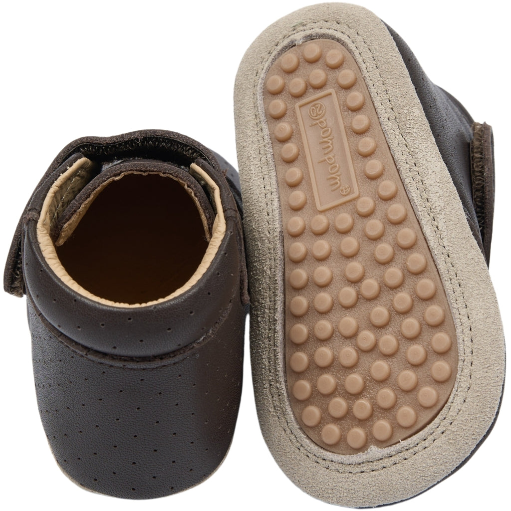 POM POM Beginners Velcro Sport Slippers Chestnut