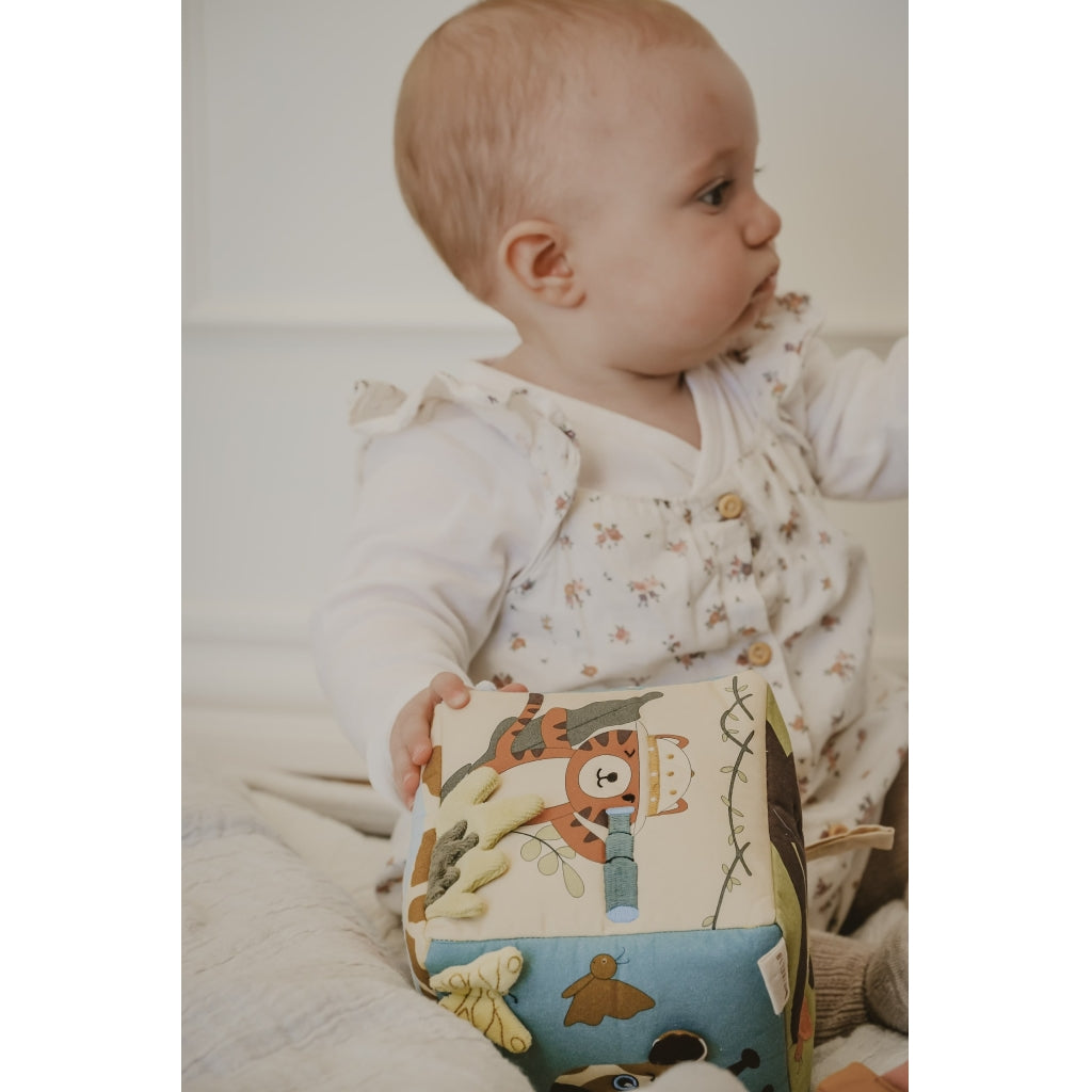 Fabelab Fabric Cube - Safari Baby Toys Seedpearl